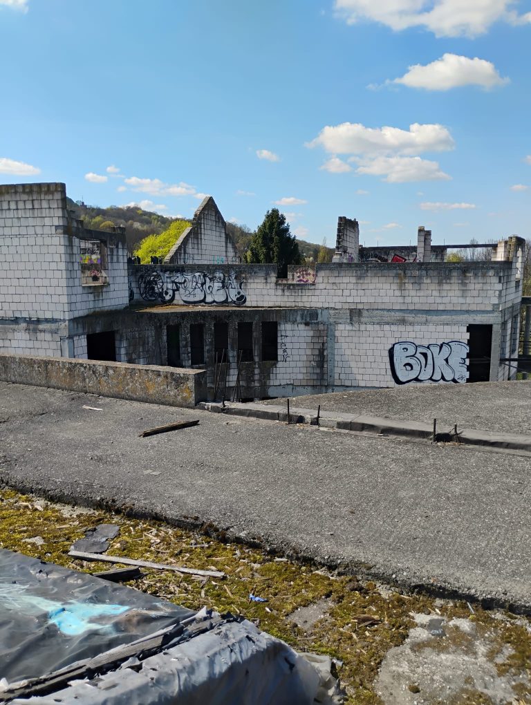 Niedokończone apartamentowce, Kraków, województwo małopolskie - relacja z 08.2026, zdjęcie 18
