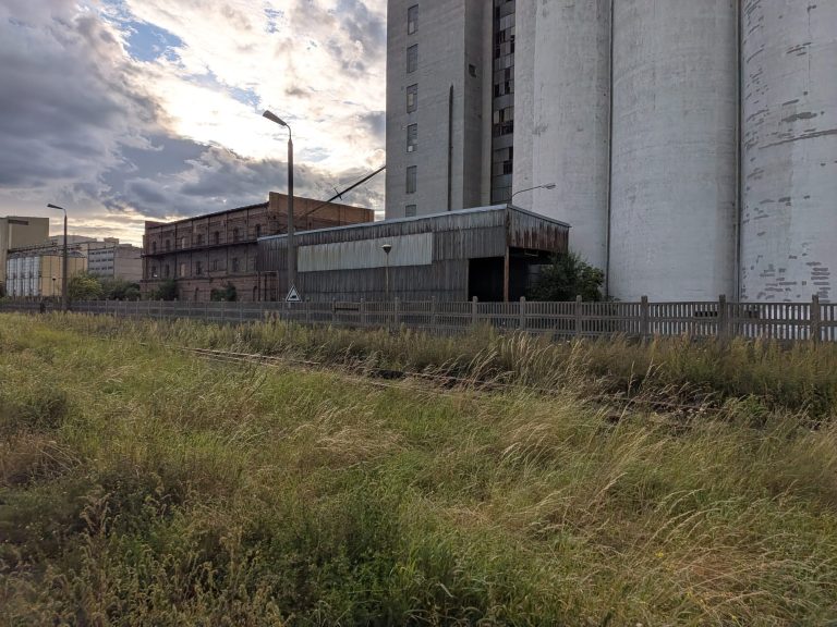 Silos-y PRL “Zakłady Zbożowo-Młynarskie Świecie”, Świecie, województwo kujawsko-pomorskie - zdjęcie 4